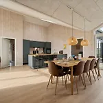 Lovely New-built Near Sea *