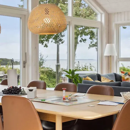 Lovely New-built Near Sea