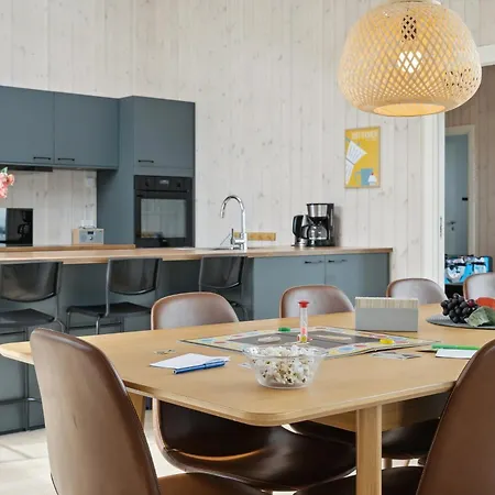 Lovely New-built Near Sea Tatil Evi